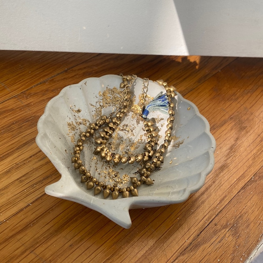 Shashi gold colored necklace